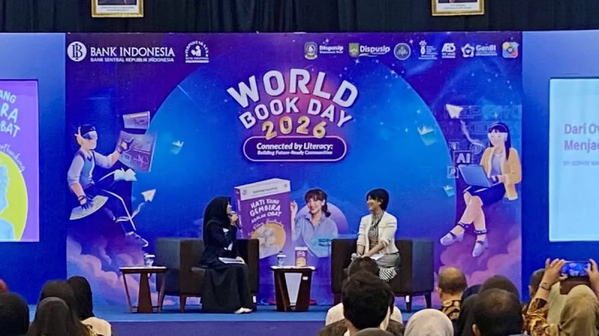 Kegiatan bedah buku ‘Hati yang Gembira Adalah Obat’ dengan Sophie Navita yang diselenggarakan pada World Book Day oleh Perpustakaan BI Kepri di Batam, Kepri, Kamis (4/6/2026). ANTARA/Amandine Nadja. 