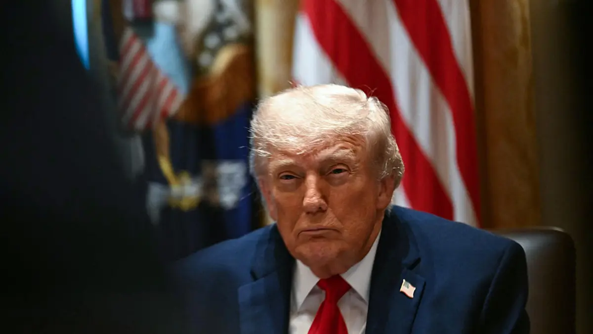 Kewenangan Donald Trump diberi batasan oleh DPR AS mengenai perang Iran. (x.com/MarioNawfal)