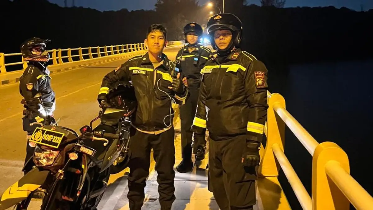 Polda Kepri terjunkan sebanyak 114 personel setiap hari untuk melakukan patroli serta pengaturan lalu lintas.