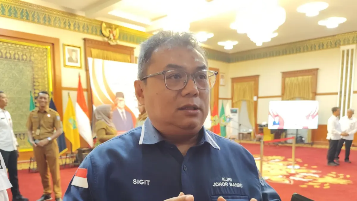 Konsul Jenderal Republik Indonesia Johor Bahru, Sigit S. Widiyanto saat di Tanjungpinang, Senin (8/6). F. Mohamad Ismail/Batam Pos