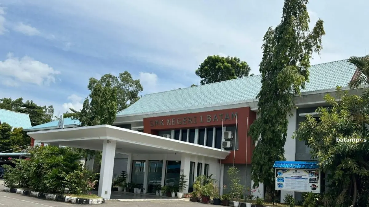 Sekolah SMK Negeri 1 Batam. Foto. Yofi Yuhendri/ Batam Pos