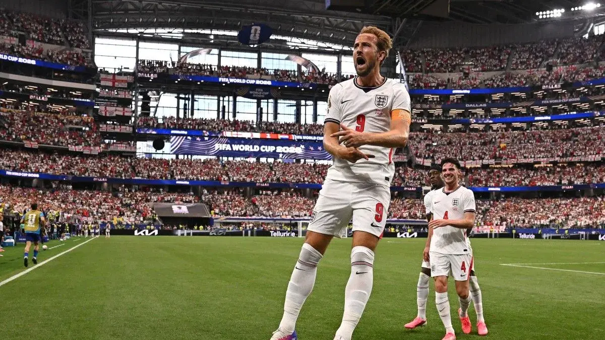 Striker timnas Inggris Harry Kane merayakan gol keduanya dalam pertandingan Grup I Piala Dunia 2026 antara Inggris dan Kroasia yang dimenangkan Inggris 4-2 di Dallas Stadium, Arlington, Texas, pada 17 Juni 2026. (AFP/PAUL ELLIS)