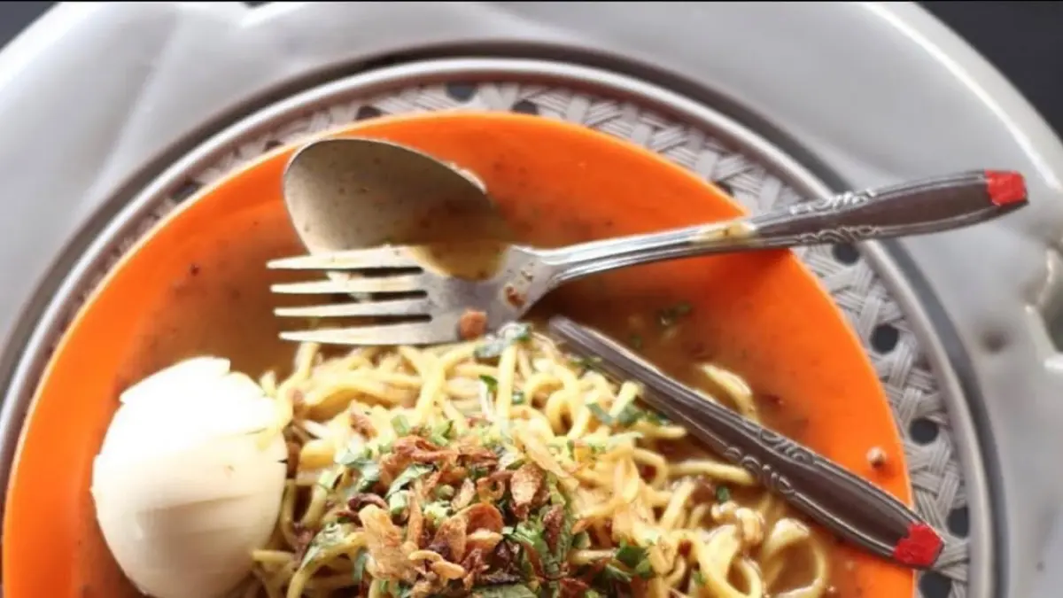 Mie lendir. (instagram.com/mie_lendir_nagoya_hm/)