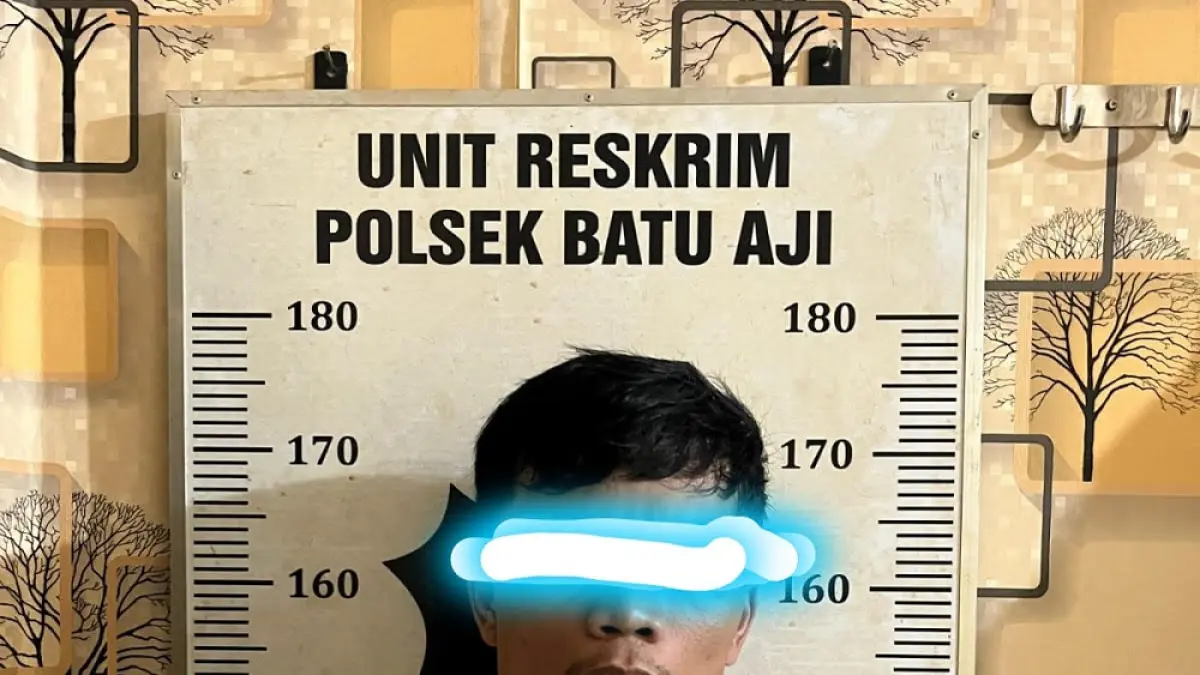 Pelaku pencabulan remaja disabilitas diamankan jajaran Reskrim Polsek Batuaji. Foto: Dok. Polsek Batuaji untuk Batam Pos 