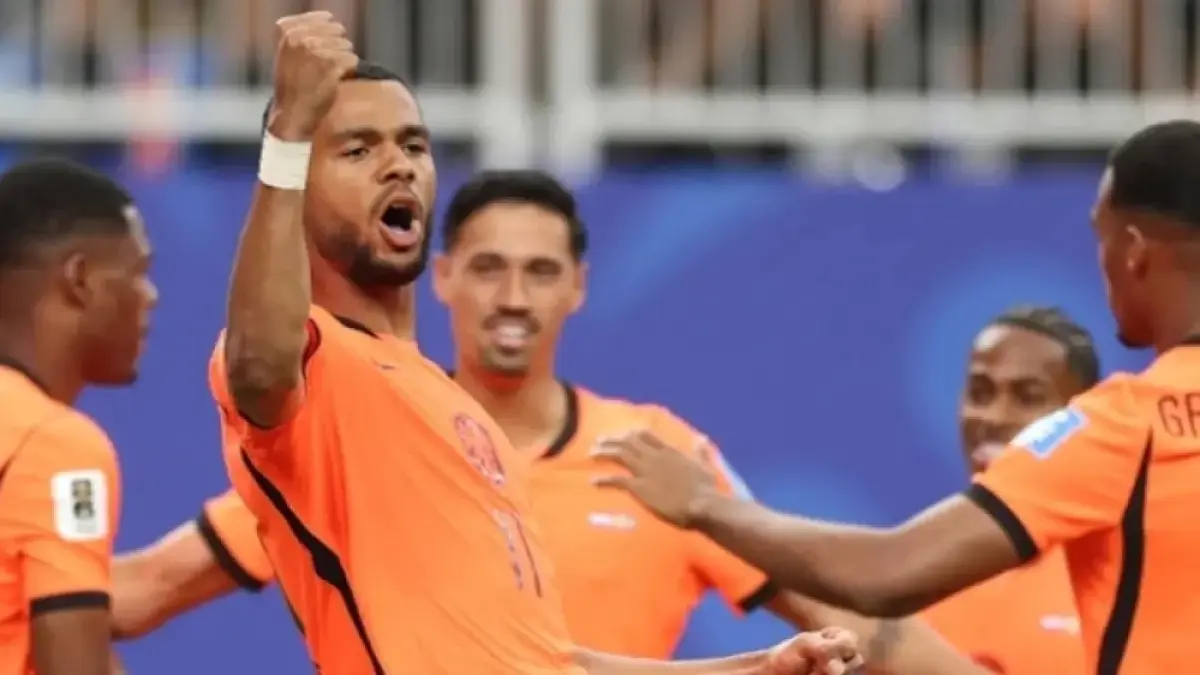 Cody Gakpo cetak brace saat Belanda hajar Swedia 5-1. (Yahoo Sports)