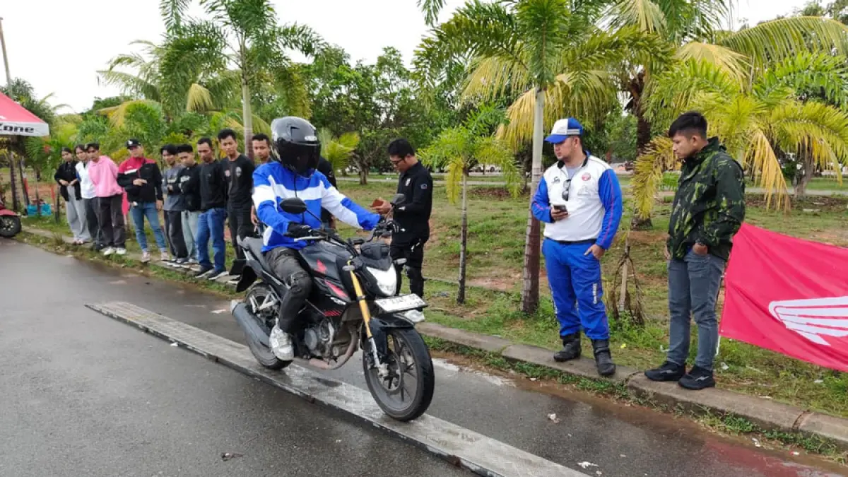 Pelatihan dan Kompetisi Regional Safety Riding Advisor Community 2026 yang diselenggarakan PT Capella Dinamik Nusantara