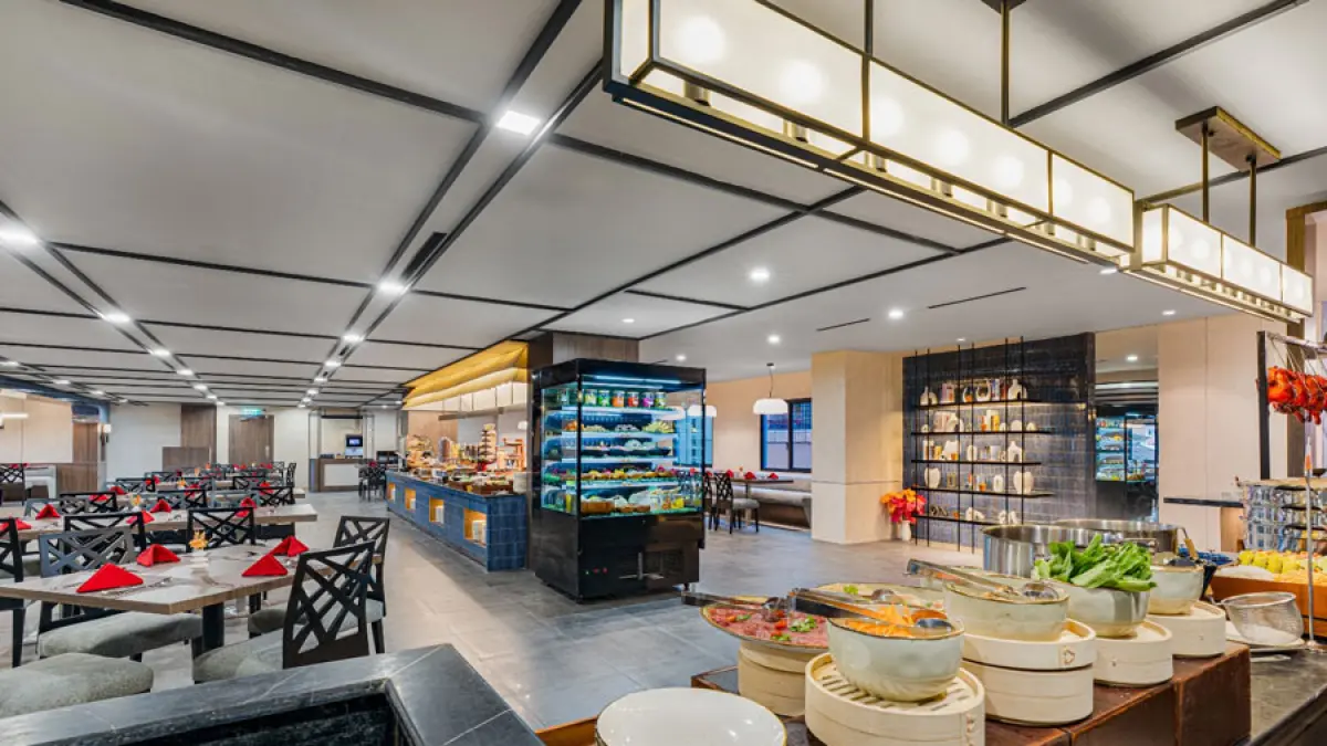 FOX Hotel Nagoya Batam menghadirkan berbagai promo menginap, kuliner, dan hiburan sepanjang Juni hingga Juli 2026. F. Fox Hotel untuk batam Pos