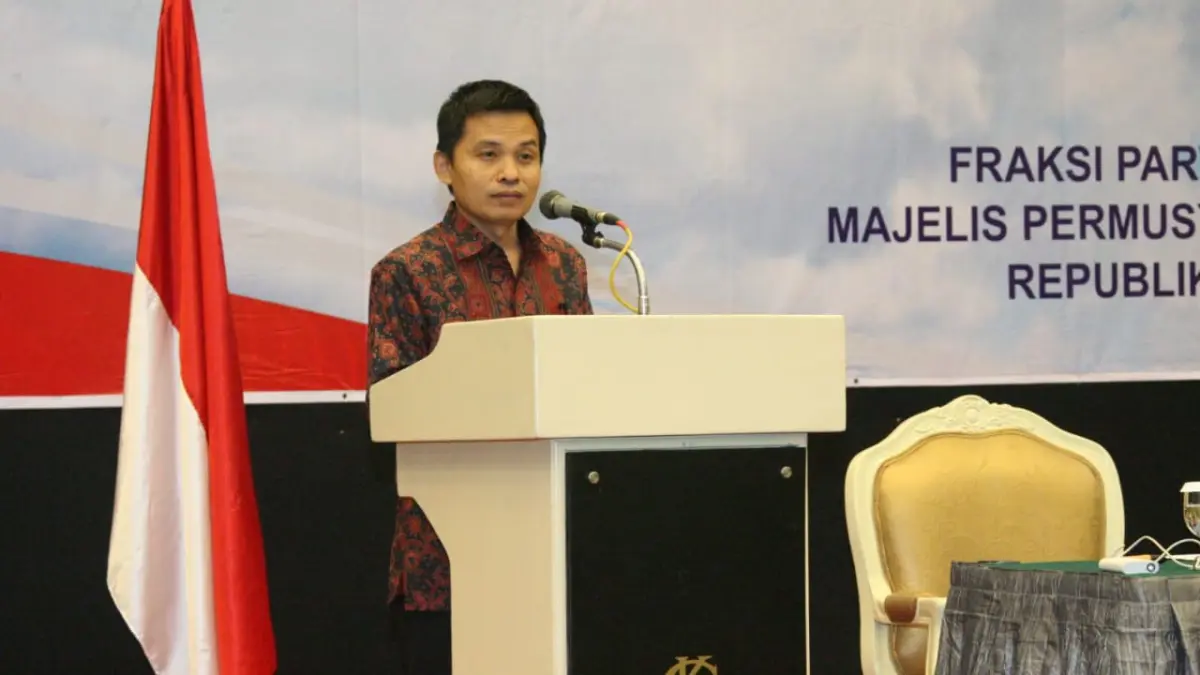 Mantan Sekjen MPR Ma