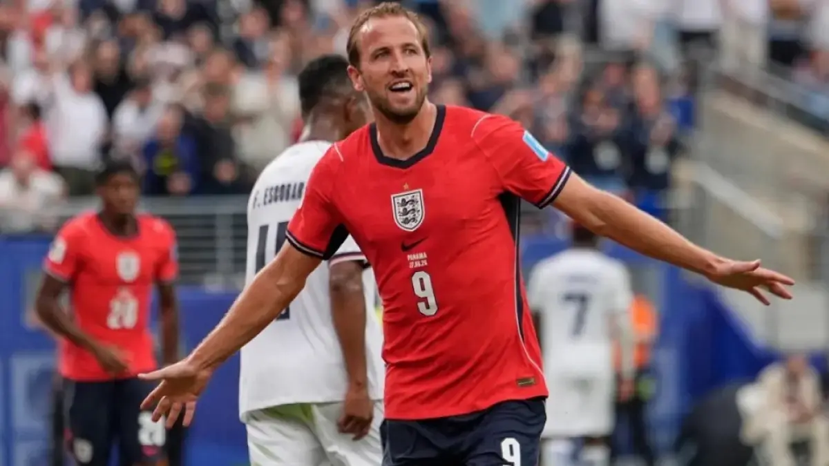 Selebrasi Harry Kane usai cetak gol kedua Inggris. (AP Photo/Steve Luciano via radarsurabaya)