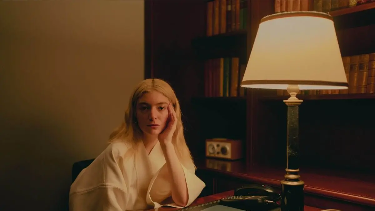 Lorde merilis 49 demo album Virgin. (x.com/PopBase)