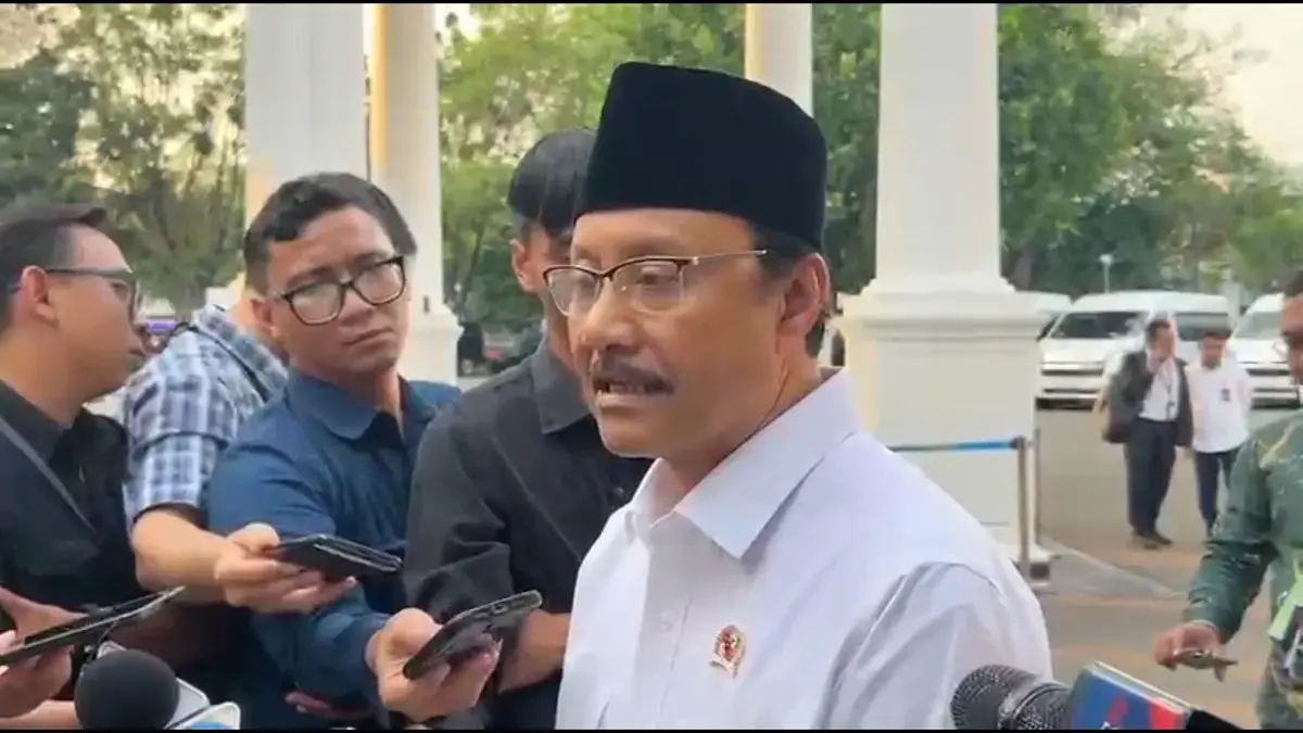 Menteri Sosial, Saifullah Yusuf atau yang akrab disapa Gus Ipul, di Istana Kepresidenan Jakarta, Selasa (12/5). (Bakom RI)