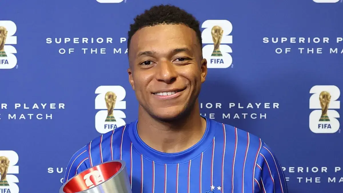 Kylian Mbappe merayakan dua gol ke gawang Swedia yang membuatnya menyamai koleksi gol Lionel Messi dalam perebutan Golden Boot Piala Dunia 2026. (Instagram @equipedefrance)
