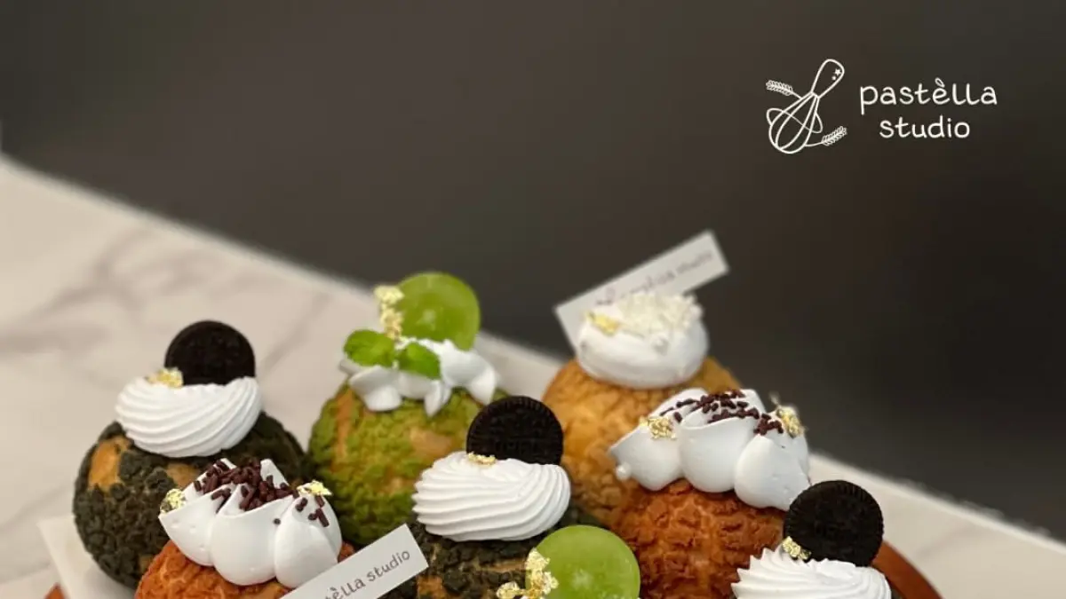 Cream puff. (instagram.com/pastellastudio/)