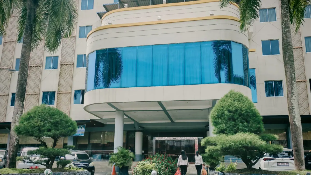 Hotel Aston Karimun jadi tempat menginap kontingen Popda X 2026 asal Kota Batam. F Sandi Pramosinto/Batam Pos