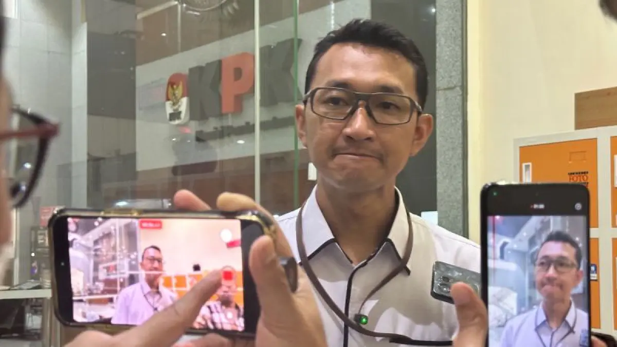  Juru Bicara Komisi Pemberantasan Korupsi Budi Prasetyo memberikan keterangan di Gedung Merah Putih KPK, Jakarta, Senin (22/6/2026). ANTARA/Rio Feisal

