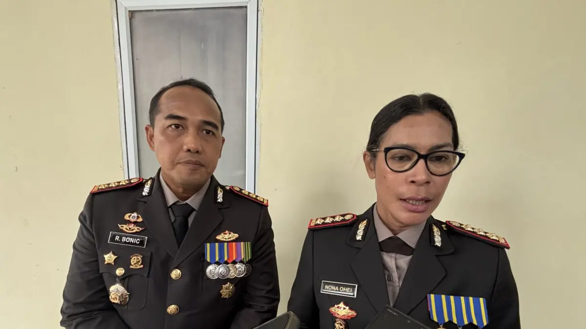 Kabid Humas Polda Kepri Kombes Nona Priclia Hoei memberikan keterangan kepada wartawan terkait kasus dugaan penggelapan tiket pesparawi. F. Yashinta/ Batam Pos