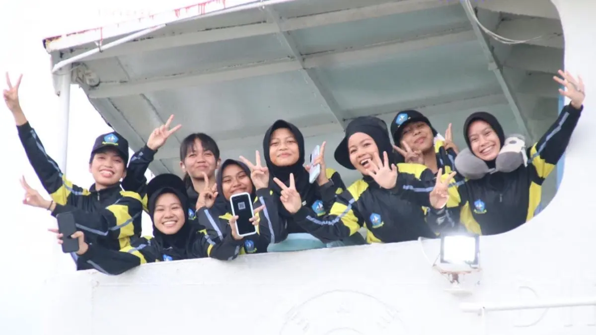 Kontingen Kabupaten Bintan yang akan berlaga di Popda Kepri di Karimun. F.Dispora Bintan untuk Batam Pos