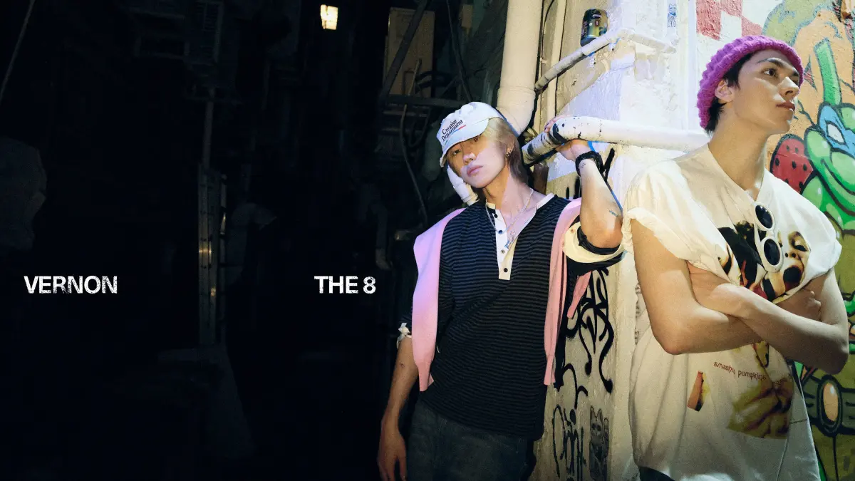 SEVENTEEN Vernon dan The 8 bahas inspirasi lagu di balik album V8. (x.com/pledis_17)