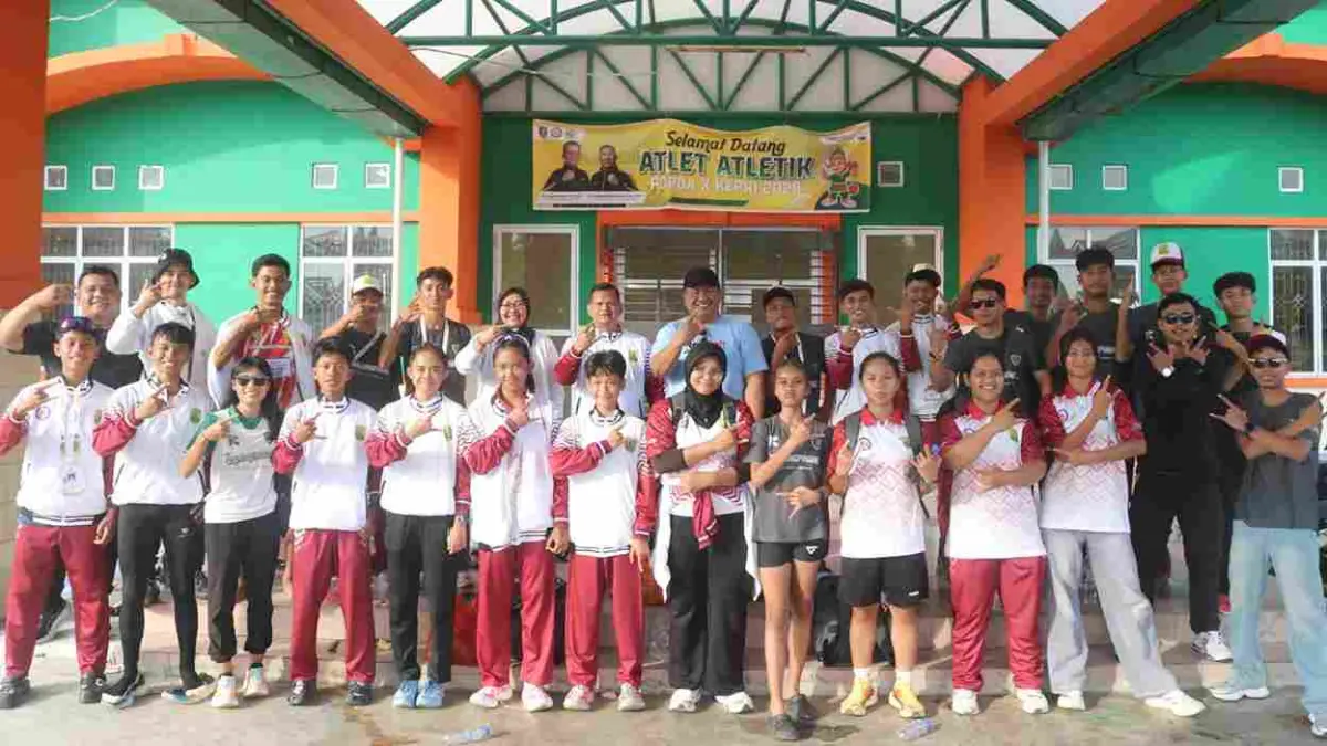 Kontingen cabor atletik Tanjungpinang di Karimun. F. Dinas Pemuda dan Olahraga Tanjungpinang. F Ist untuk Batam Pos