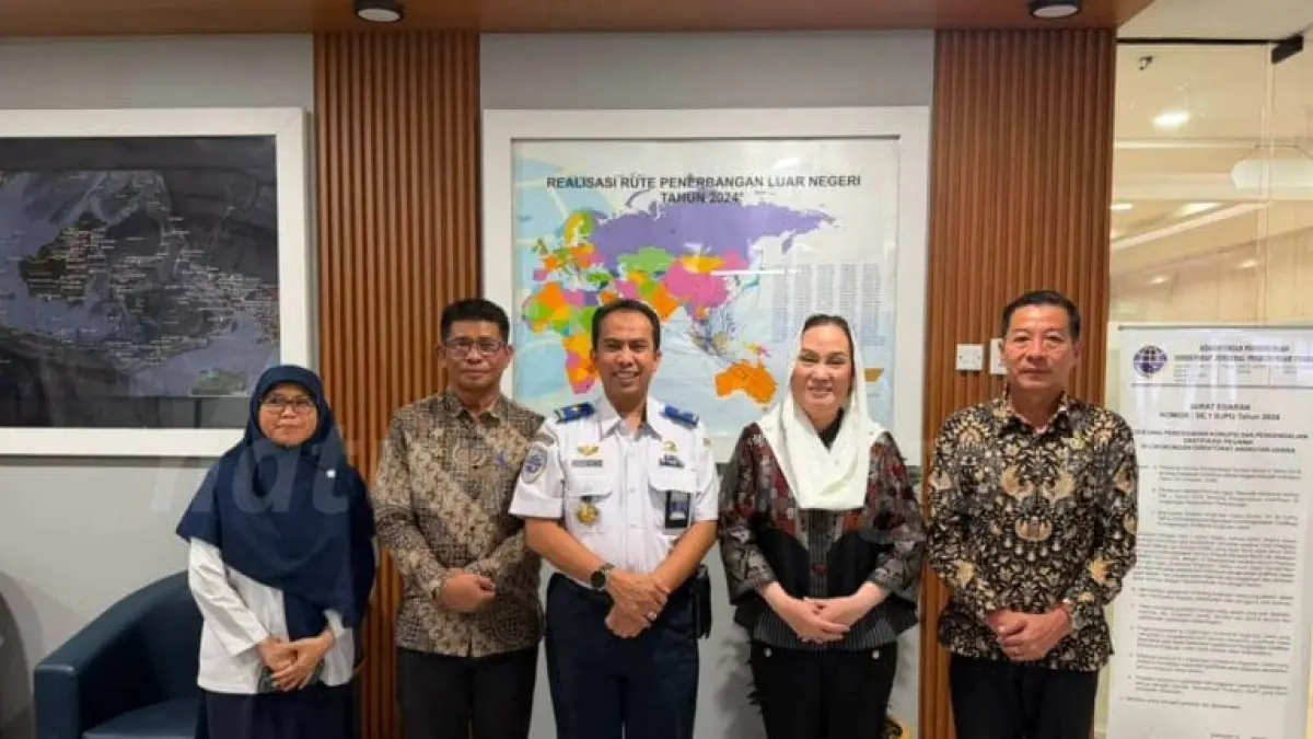 Bupati Natuna, Cen Sui Lan, dengan Direktorat Jenderal Perhubungan Udara, Kementerian Perhubungan Republik Indonesia saat audiensi di Jakarta, Selasa (7/7/2026). F Ist untuk Batam Pos