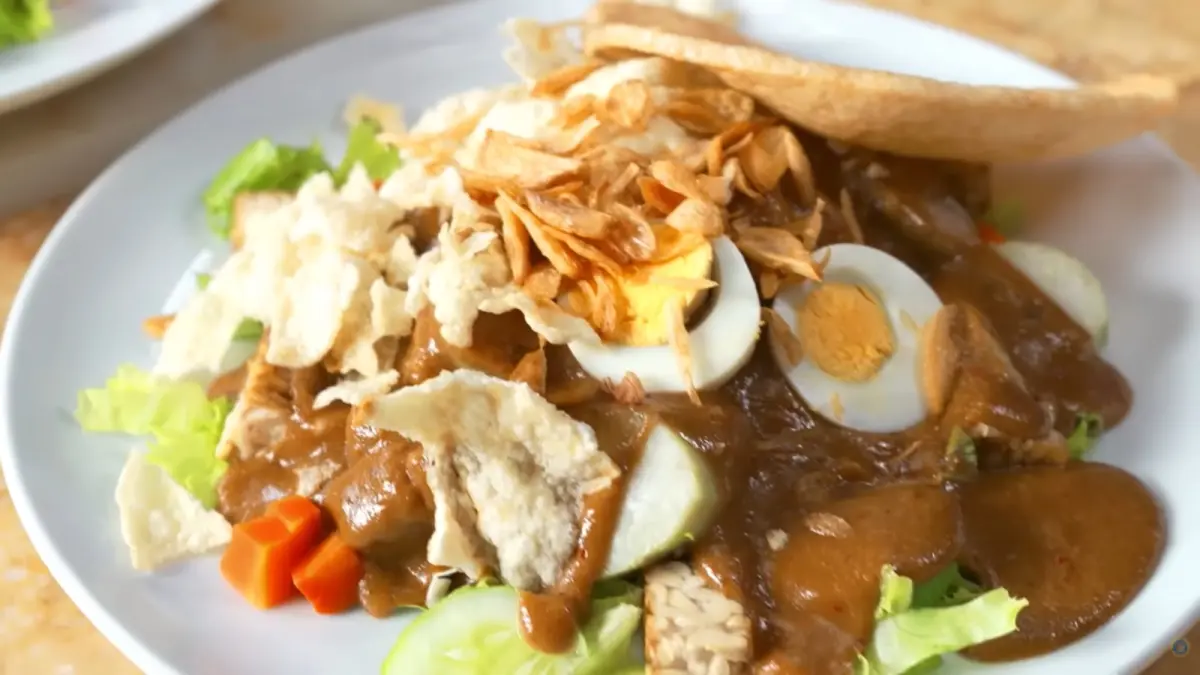 Gado - gado. (youtube.com/@yongkigunawan)