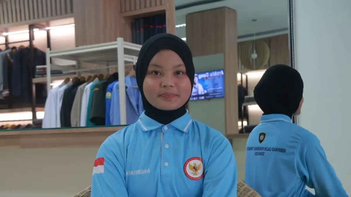 Pelajar SMA Negeri 2 Percontohan Karang Baru Kabupaten Aceh Tamiang yang juga penyintas bencana hidrometeorologi, Zilqueensa Abintary Laudicia Simatupang lolos menjadi Paskibraka nasional 2026. F.Rahmat Fajri/Antara