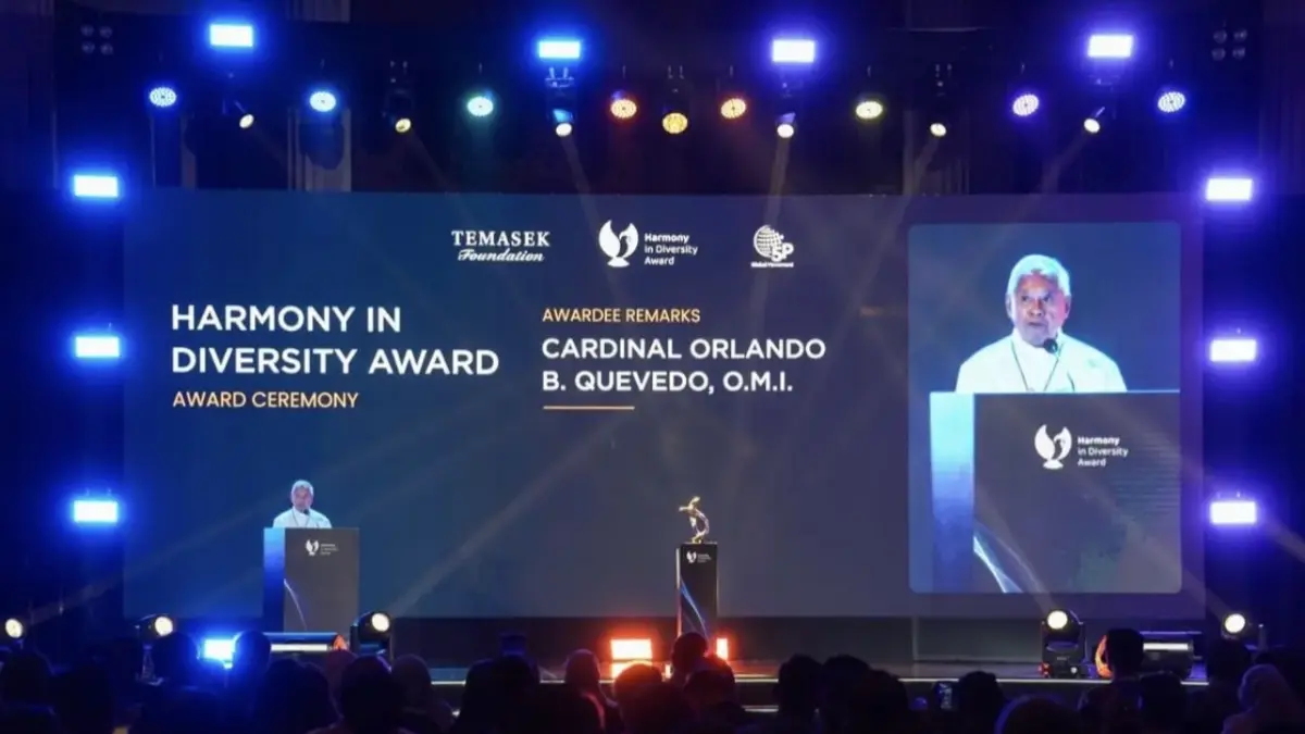 Kardinal Orlando Beltran Quevedo dari Filippina saat menerima penghargaan Harmony in Diversity Award di Jakarta, (15/7/2026) lalu. F Ist/lt