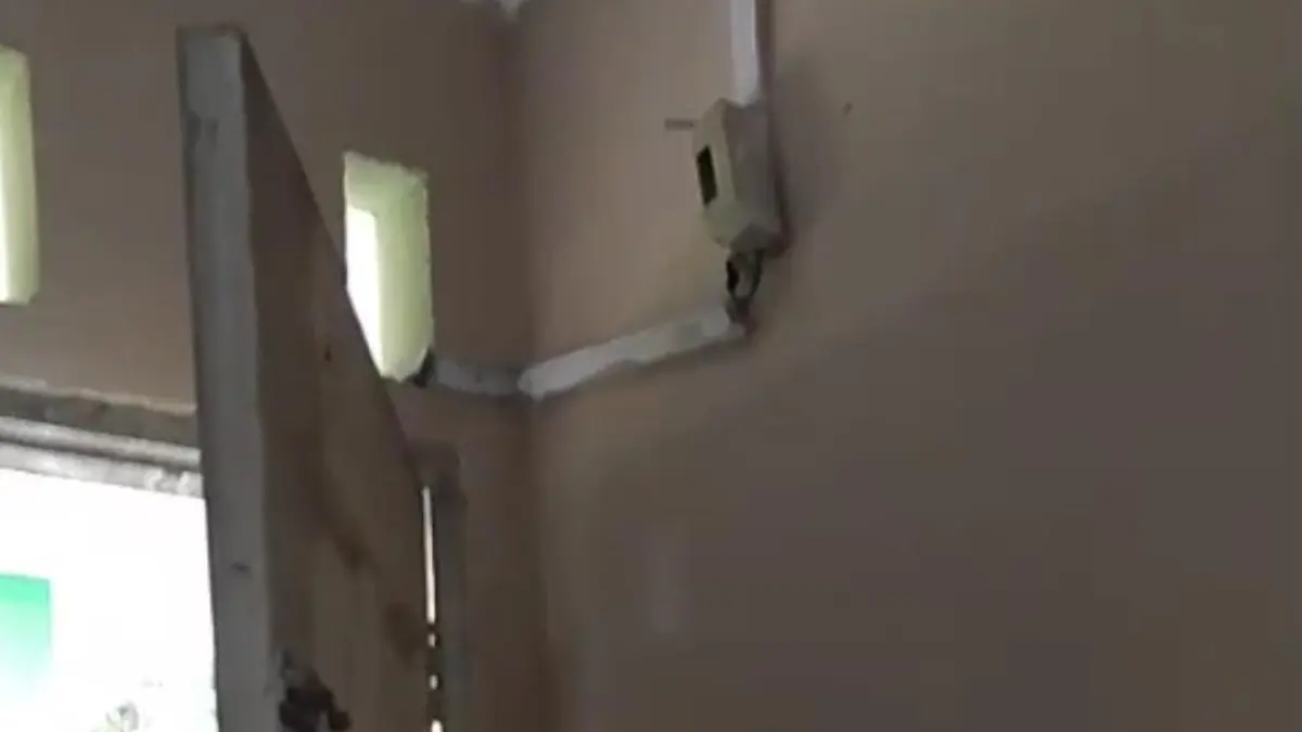 screenshot: Rumah tempat pencurian kabel listrik di kawasan Seijago, Bintan. F Ist untuk Batam Pos