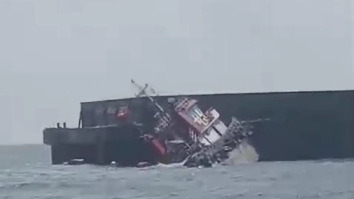 Tugboat Persada 7 tenggelam di Perairan Tambelan, Kecamatan Tambelan, Bintan, Selasa (21/7/2026) siang. F.Kiriman Basarnas Tanjungpinang untuk Batam Pos.