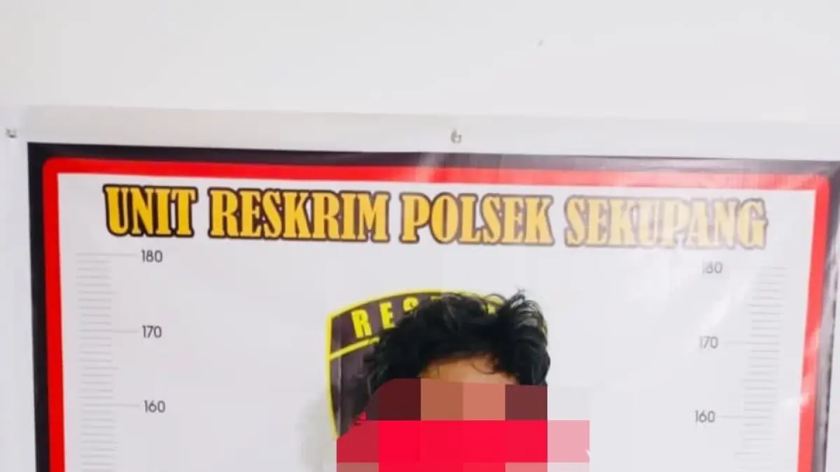Pelaku RT saat diamankan di Mapolsek Sekupang. F ist untuk Batam Pos