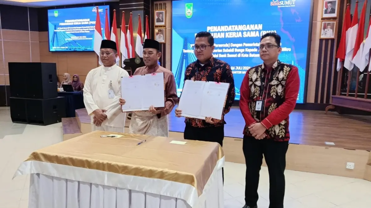 Pemko Batam dan Bank Sumut menandatangani kerja sama penyaluran pinjaman tanpa bunga bagi pelaku UMKM di Batam. Foto: Istimewa