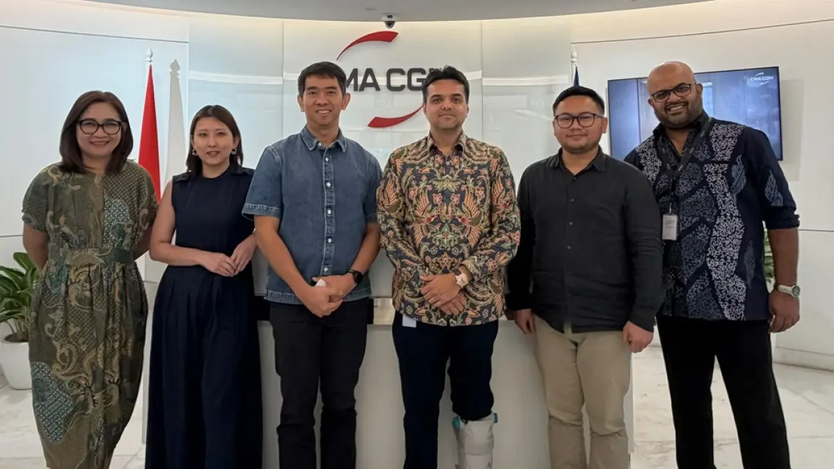 Perwakilan Global Pratama Group dan CMA CGM Indonesia berdiskusi mengenai perkembangan rantai pasok global, tantangan industri logistik, serta peluang kolaborasi dalam pertemuan strategis yang digelar baru-baru ini. Foto: Istimewa