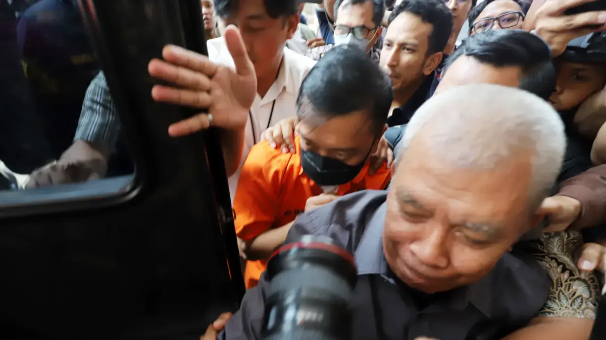 Tersangka kasus dugaan Tindak Pidana Pencucian uang (TPPU) Don Ritto menjalani pemeriksaan di Gedung Jampidsus Kejaksaan Agung, Jakarta, Jumat (17/7/2026). (Dery Ridwansah/ JawaPos.com)