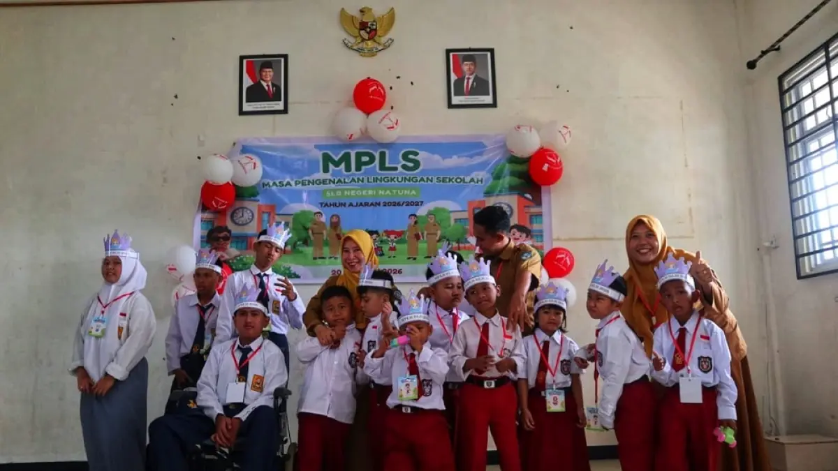 Murid-murid  SLB Negeri Natuna saat mengikuti kegiatan Masa Pengenalan Lingkungan Sekolah (MPLS) tahun ajaran 2026/2027. F. Faidillah/ Batam Pos