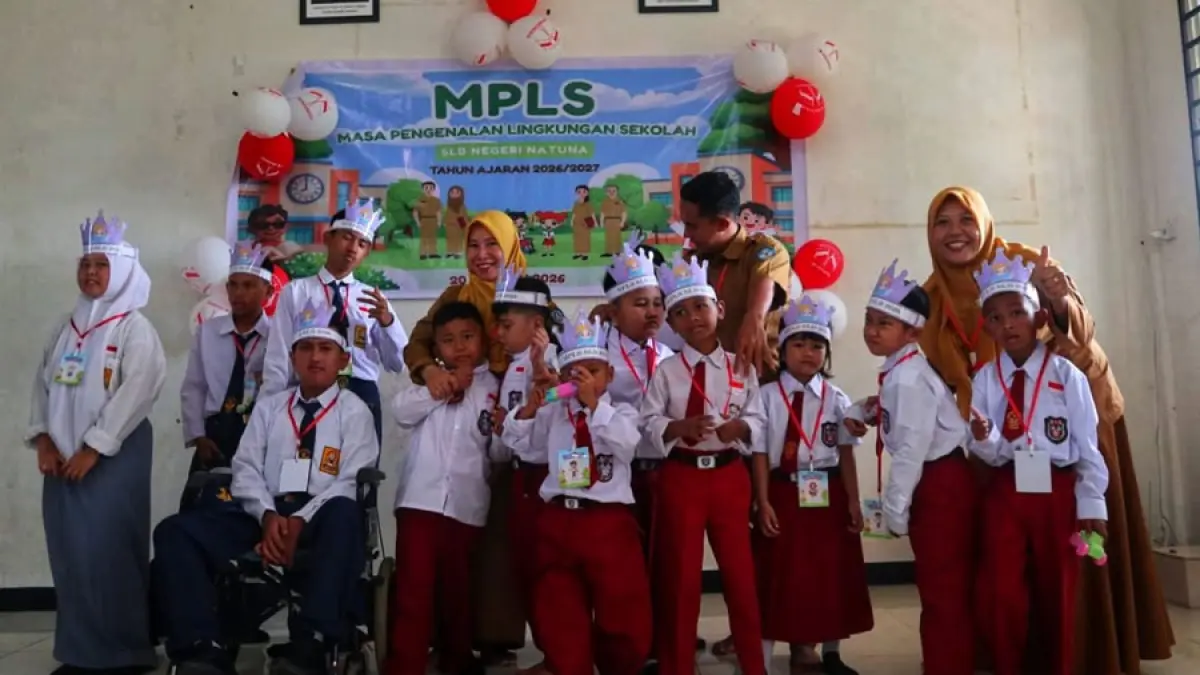 Saat kegiatan Masa Pengenalan Lingkungan Sekolah SLB Negeri Natuna tahun ajaran 2026/2027. F. Faidillah/ Batam Pos.