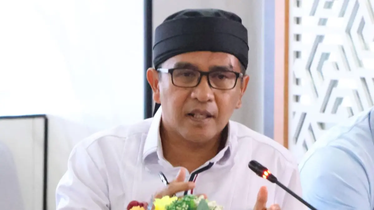 
Sekretaris Komisi II DPRD Kepulauan Riau, Wahyu Wahyudi, meminta pemerintah membatalkan rencana penetapan Pelabuhan Sei Gentong di Tanjunguban sebagai Pelabuhan Rakyat (Pelra) karena dinilai berpotensi mengancam ruang tangkap dan mata pencaharian nelayan. Foto: Dok. Pribadi untuk Batam Pos.
