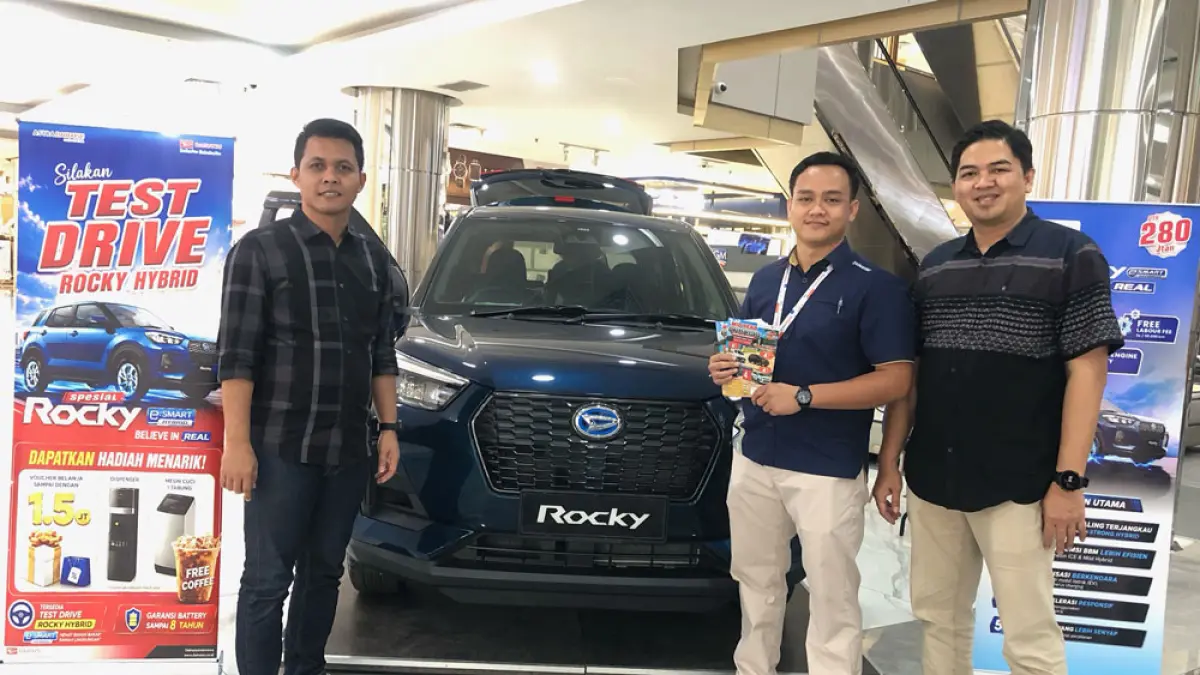 
Astra Daihatsu Batam menggelar test drive Rocky e-Smart Hybrid berhadiah di BCS Mall hingga 2 Agustus 2026. F Azis / Batam Pos