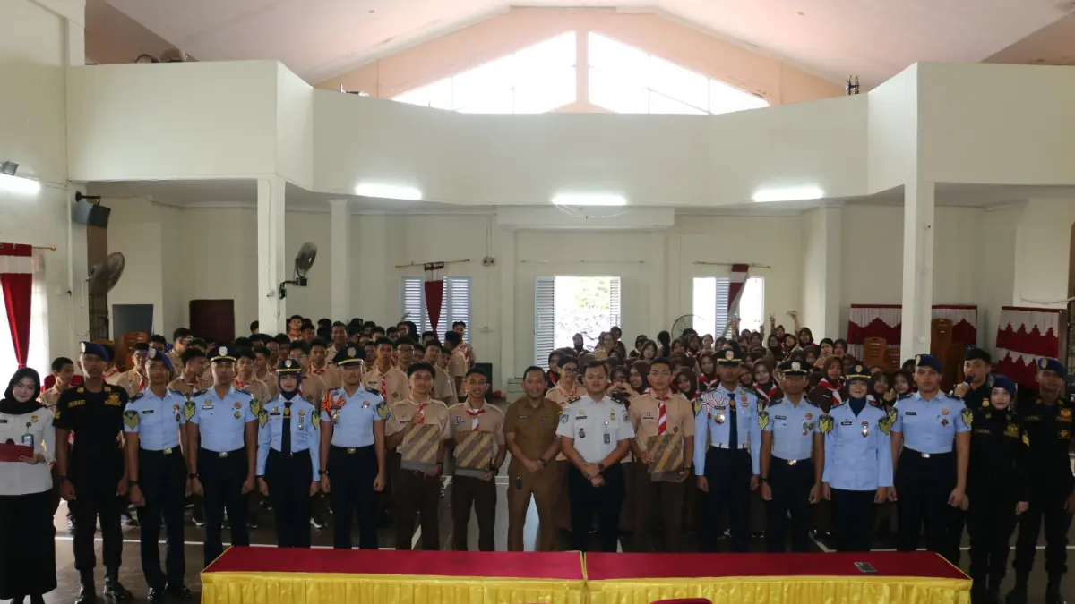 Pelajar SMA saat mengikuti program Immigration Goes to School Imigrasi Tanjungpinang. F. Imigrasi Tanjungpinang untuk Batam Pos