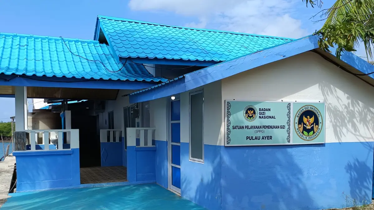 Gedung Satuan Pelayanan Pemenuhan Gizi (SPPG) di Pulau Ayer yang hingga kini belum beroperasi. F.Jamaluddin Lobang/Batam Pos