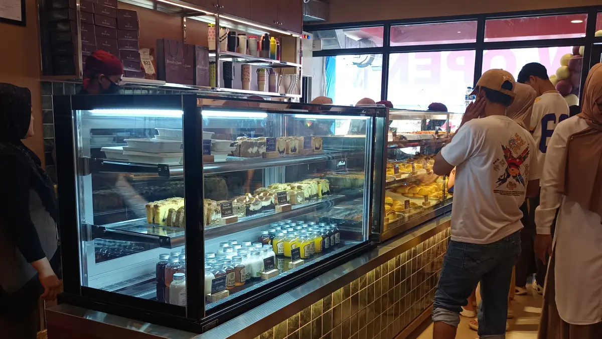 Bread n Jane membuka cabang pertamanya di Kota Batam berlokasi di Ruko Marbella 2 Blok D6 Nomor 6, Minggu (2/8/2026). F.Jamaluddin Lobang