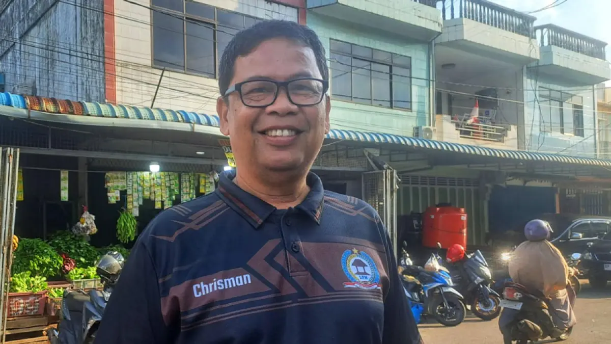 Ketua Panitia Pilkades Teluk Sasah, Crisman. F.Slamet Nofasusanto/Batam Pos.