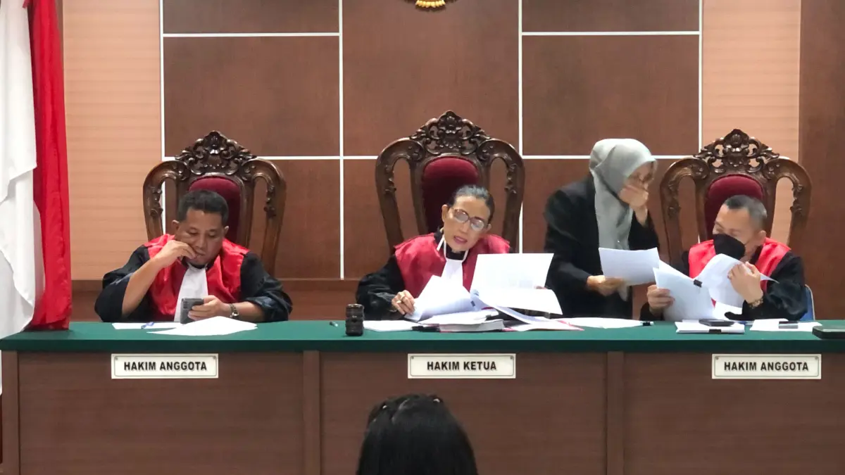 Terdakwa Fara Diba Balqis diadili di PN Batam dalam perkara penganiayaan honorer Pemko Batam, Selasa (4/8/2026. F.Azis/Batam Pos