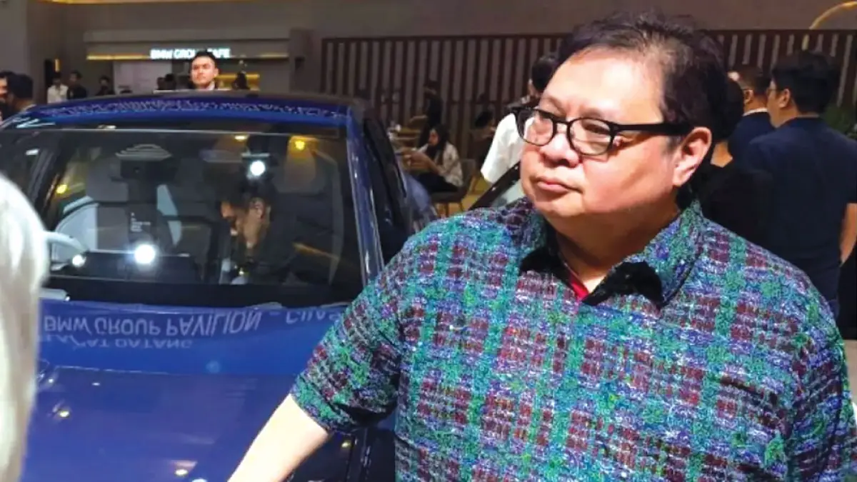 Menteri Airlangga Hartarto saat mengunjungi gelaran GIIAS di ICE BSD, Tangerang, Jumat (7/8/2026). Foto: ANTARA/Sinta Ambar