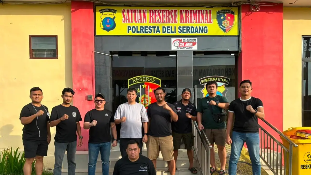 Tim Jatanras Polresta Barelang mengamankan EF, pencuri uang dan emas di rumah kawasan Bengkong. F.istimewa