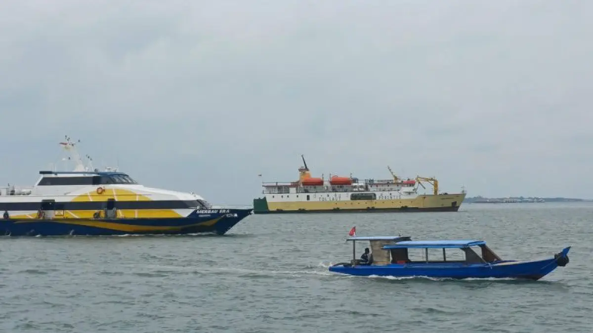 Transportasi laut menjadi moda utama yang menghubungkan konektivitas antarpulau di Provinsi Kepulauan Riau (Kepri), sebagai wilayah dengan geografis 96 persen lautan dan 2 persen daratan. ANTARA/Ogen 