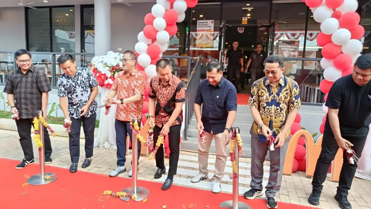 McDonald’s membuka gerai kelimanya di kawasan Botania 1, Sabtu, (15/8).  F. Istimewa.