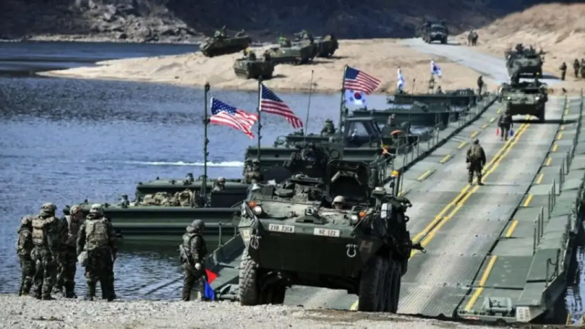 Ilustrasi latihan militer bersama Korsel dan AS. Iran dilaporkan mengkaji kemungkinan menyerang aset militer AS di berbagai negara, jika AS kembali menyerang infrastruktur Iran. Foto: THE KOREA HERALD