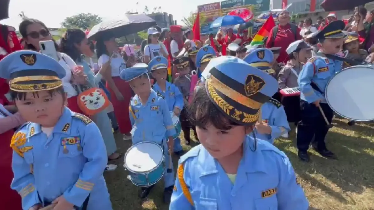 Ribuan Anak PAUD Semarakkan Karnaval HAN dan HUT RI di Sagulung. Istimewa