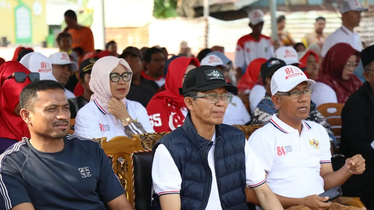 Wali Kota Batam, Amsakar Achmad, menghadiri sukan laut di Pulau Buluh, Kecamatan Bulang. Foto: Rengga Yuliandra/Batam Pos