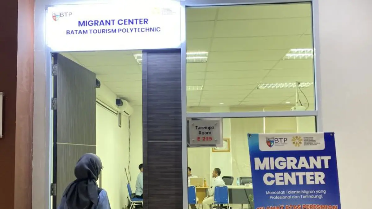 Seorang mahasiswa ke Migrant Center BP3MI Kepri di Batam Tourism Polytechnic di Batam, Kepri, Rabu (26/8/2026). ANTARA/Amandine Nadja